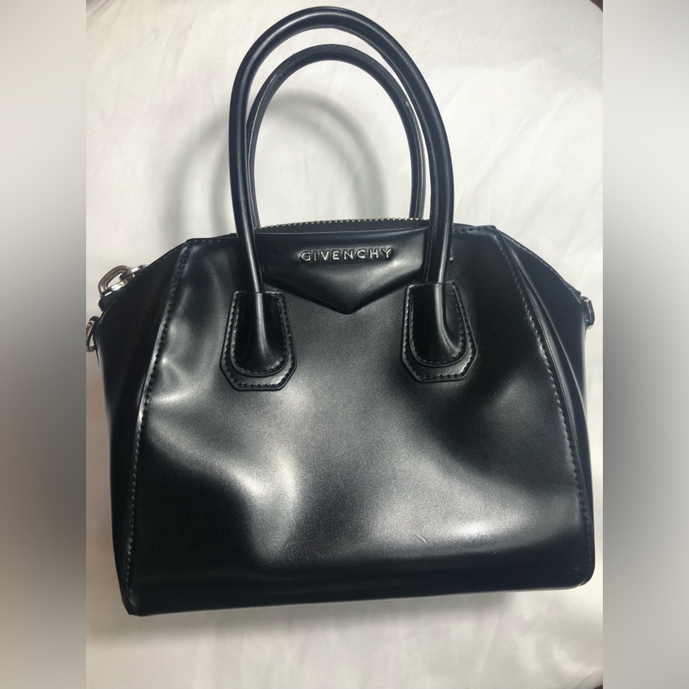 Givenchy Small Antigona bag in Box leather (read description) please